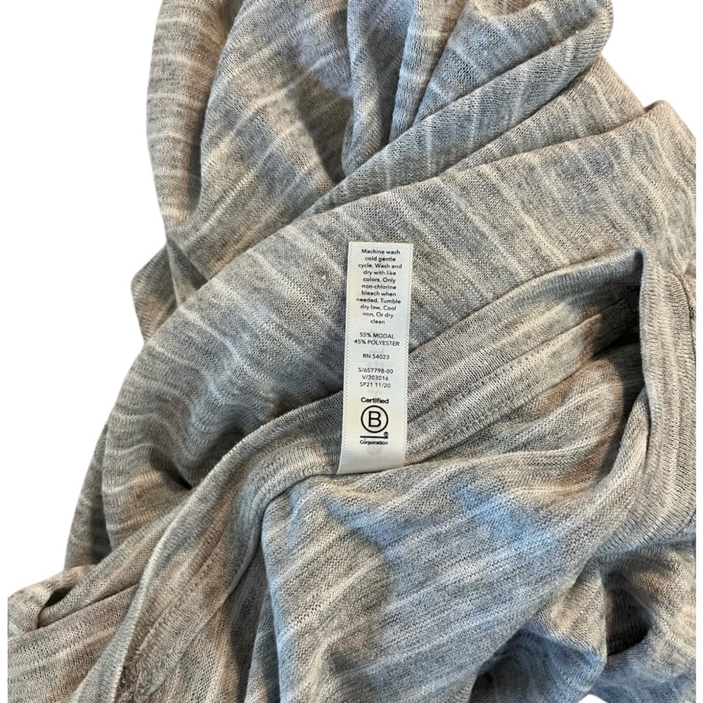 Athleta Heather Gray Women's Tank Top - Picture 8 of 9